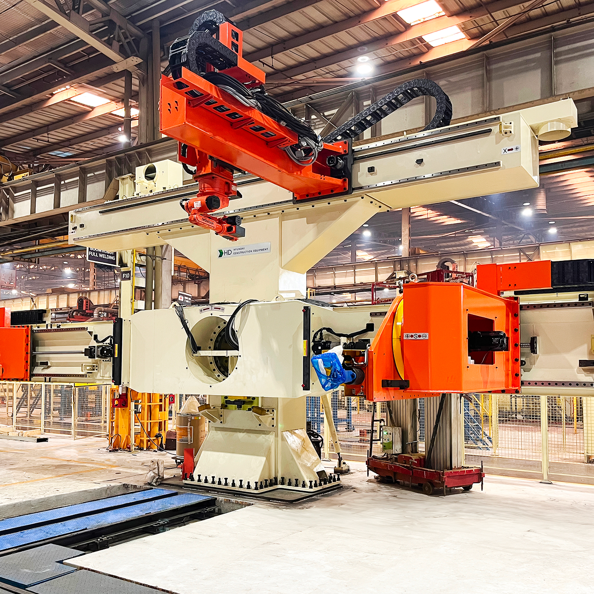 로봇 용접 및 조립 자동화 시스템